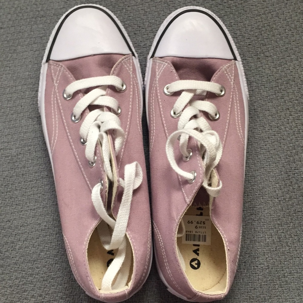 Airwalk shoes